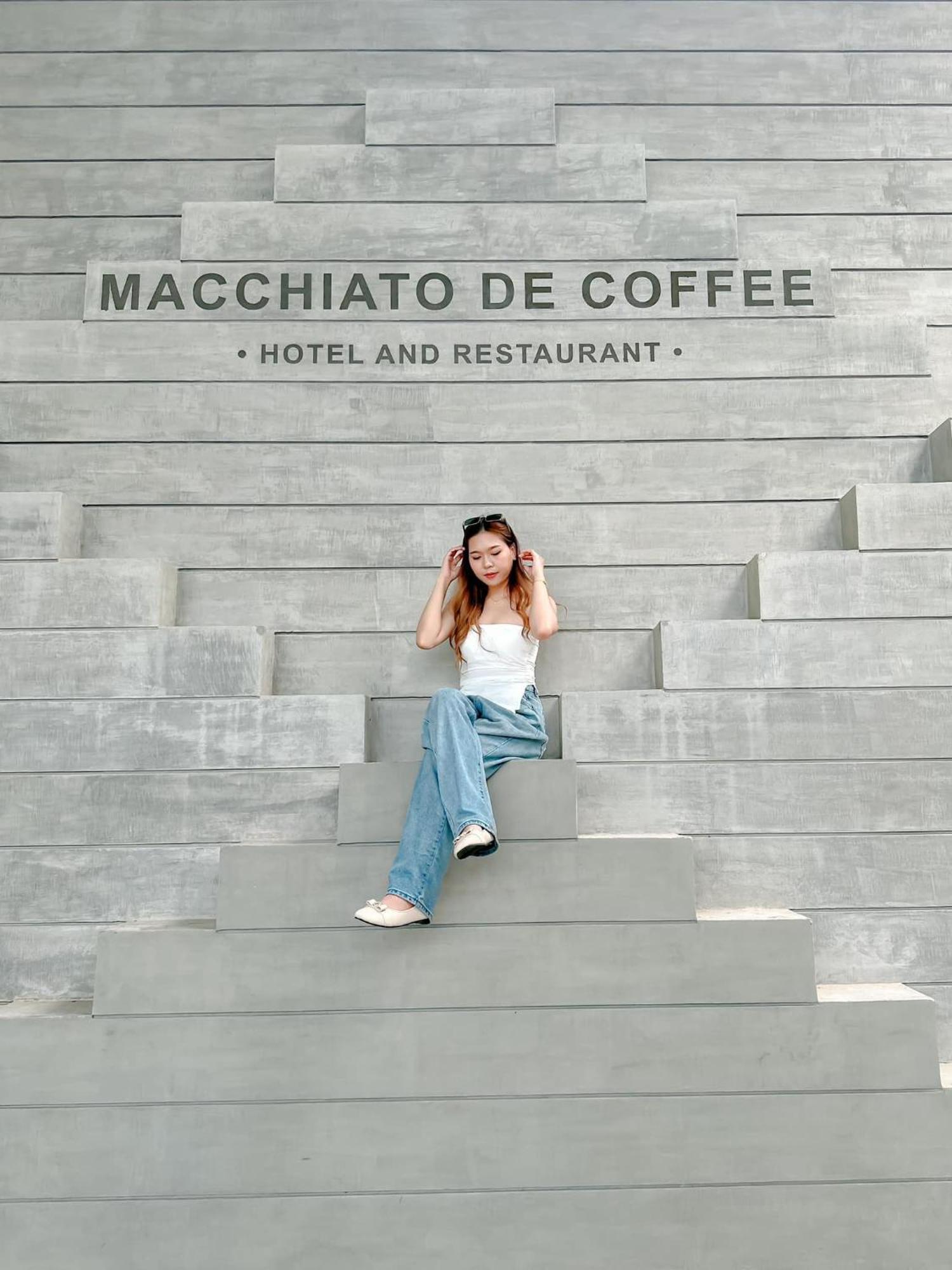 Macchiato Resort Savannakhet Opposite Thai Embassy Экстерьер фото