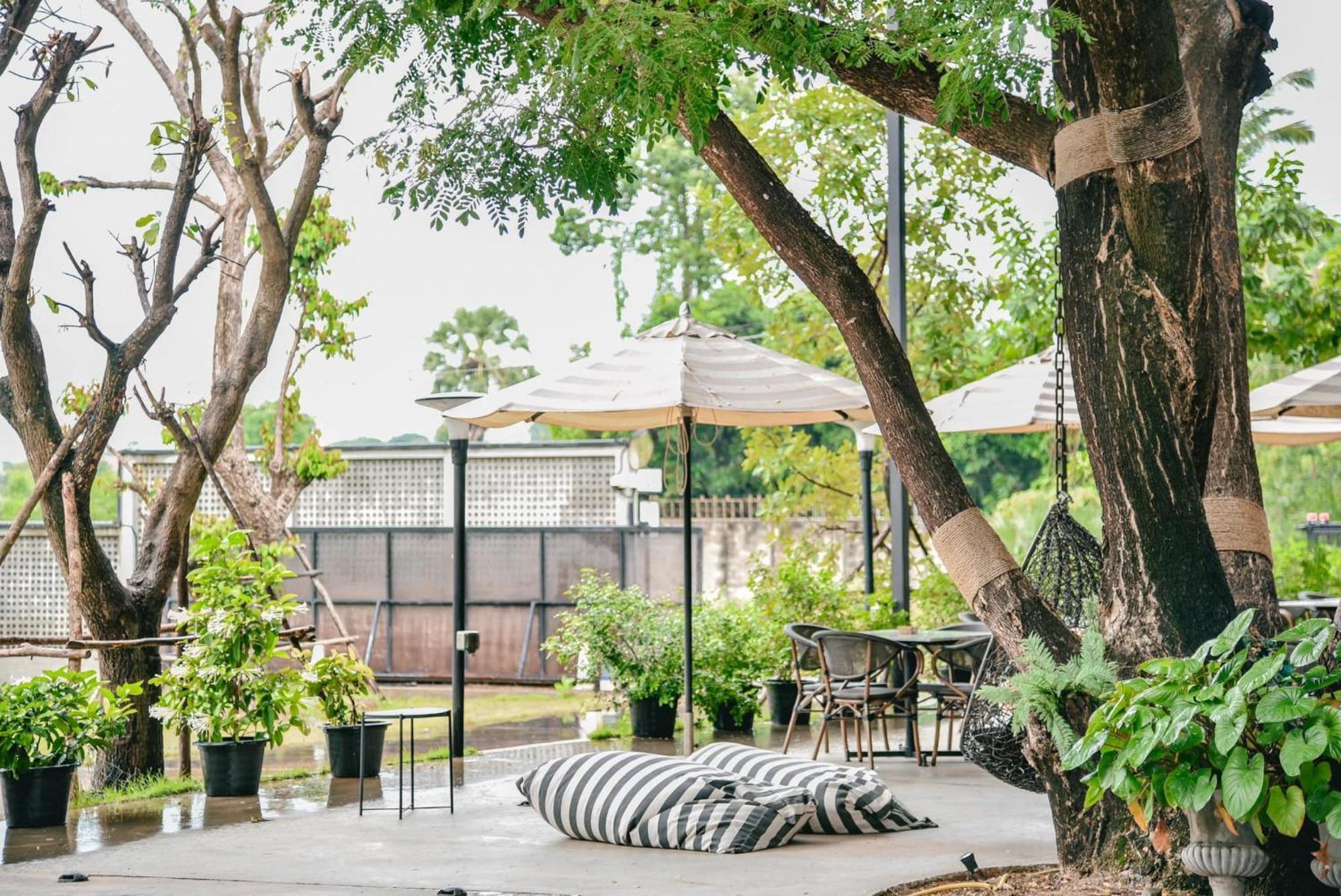 Macchiato Resort Savannakhet Opposite Thai Embassy Экстерьер фото