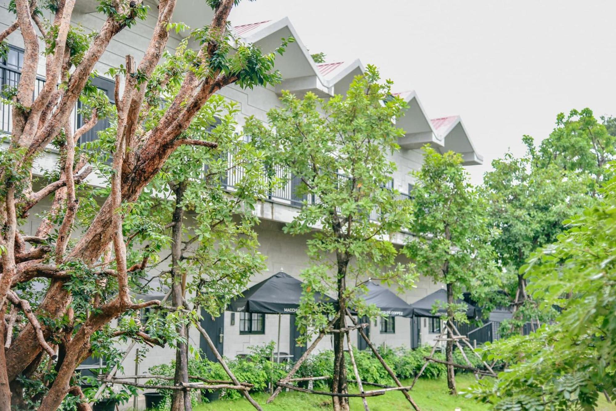 Macchiato Resort Savannakhet Opposite Thai Embassy Экстерьер фото